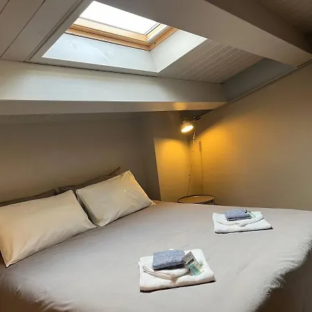 Moderno Attico Centro Storico Apartman