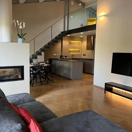 Apartment Moderno Attico Centro Storico
