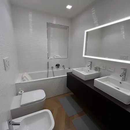 Moderno Attico Centro Storico ラヴェンナ