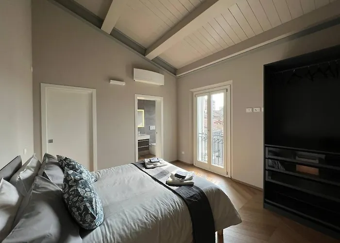 Moderno Attico Centro Storico *