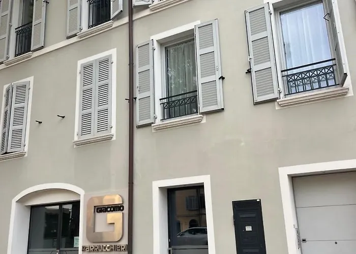 Moderno Attico Centro Storico Ravena