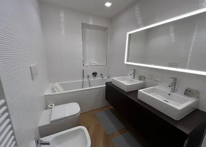 Moderno Attico Centro Storico Ραβένα